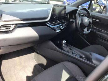 Toyota C-HR 1.8 Hybrid Icon 5dr CVT