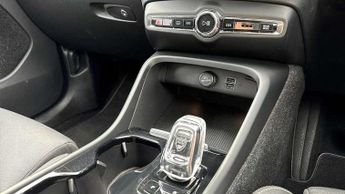 Volvo XC40 2.0 T4 Inscription Pro 5dr AWD Geartronic