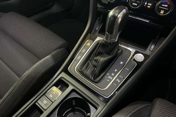Volkswagen Golf R 2.0 TSI 300 R 5dr 4MOTION DSG