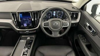 Volvo XC60 2.0 B5P [250] Momentum 5dr Geartronic
