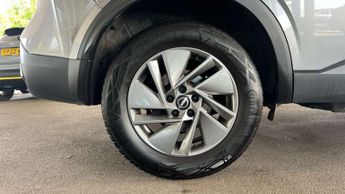 Nissan Qashqai 1.3 DiG-T MH Acenta Premium 5dr