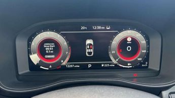 Nissan Juke 1.0 DiG-T Tekna 5dr DCT