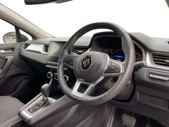 Renault Captur 1.6 E-Tech full hybrid 145 Techno 5dr Auto