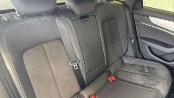 Audi A6 Avant 40 TDI Black Edition 5dr S Tronic