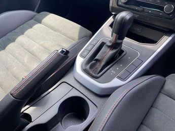 SEAT Arona 1.0 TSI 110 FR Sport 5dr DSG