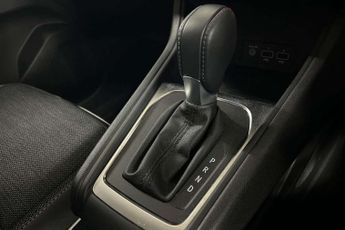 Renault Captur 1.3 TCE 140 SE Edition 5dr EDC