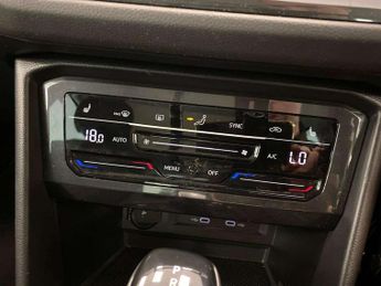 Volkswagen Tiguan 2.0 TSI 4Motion Elegance 5dr DSG