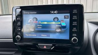 Toyota Yaris 1.5 Hybrid Design 5dr CVT