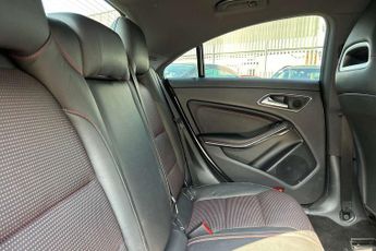 Mercedes-Benz CLA CLA 220d AMG Line 4Matic 4dr Tip Auto
