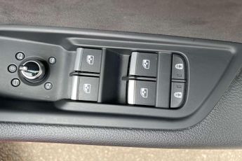 Audi A4 Avant 45 TFSI Quattro S Line 5dr S Tronic