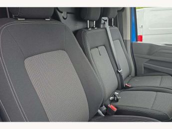 Volkswagen Transporter 2.0 TDI 170 Commerce Pro Van Auto