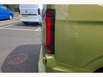 Volkswagen Transporter 2.0 TDI 170 Commerce Pro Van Auto