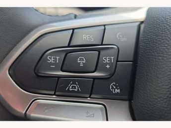 Volkswagen Transporter 2.0 TDI 170 Commerce Pro Van Auto