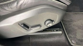 Volvo XC60 2.0 D5 PowerPulse R DESIGN Pro 5dr AWD Geartronic