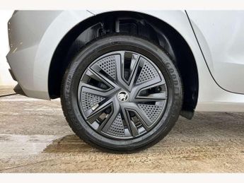 Skoda Fabia 1.0 TSI 116 Design Edition 5dr DSG