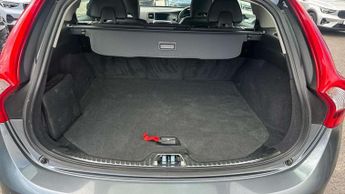 Volvo V60 Cross Country D4 [190] Cross Country Lux Nav 5dr Geartronic