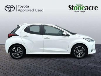 Toyota Yaris 1.5 Hybrid Design 5dr CVT