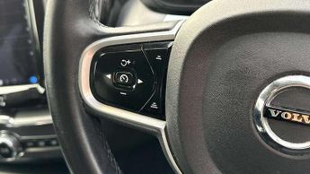 Volvo XC60 2.0 B5P Plus Dark 5dr AWD Geartronic