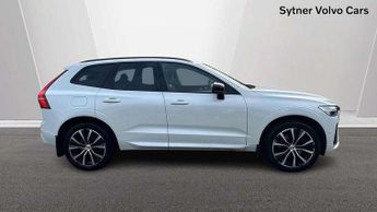 Volvo XC60 2.0 B5P Plus Dark 5dr AWD Geartronic