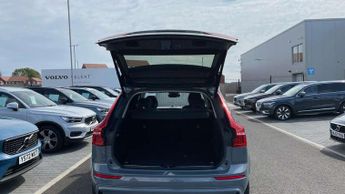 Volvo XC60 2.0 T8 [455] RC PHEV Ultimate Dark 5dr AWD Gtron