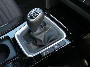 Kia Ceed 1.5T GDi ISG 138 GT-Line 5dr
