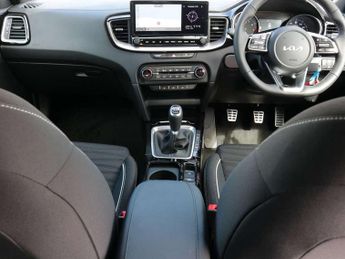 Kia Ceed 1.5T GDi ISG 138 GT-Line 5dr