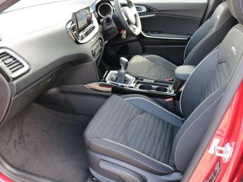 Kia Ceed 1.5T GDi ISG 138 GT-Line 5dr