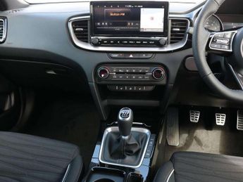 Kia Ceed 1.5T GDi ISG 138 GT-Line 5dr