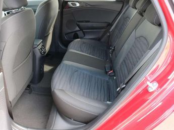 Kia Ceed 1.5T GDi ISG 138 GT-Line 5dr