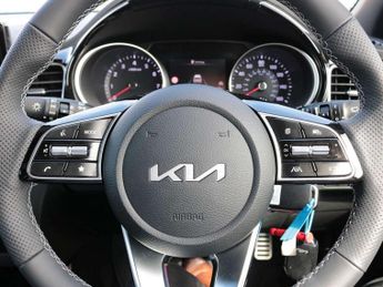 Kia Ceed 1.5T GDi ISG 138 GT-Line 5dr
