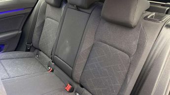 Volkswagen Golf Estate 1.5 eTSI Life 5dr DSG