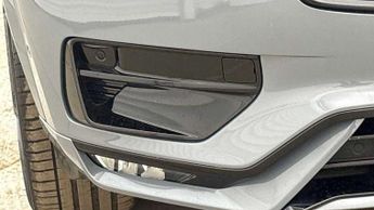 Volvo XC90 2.0 B5P [250] Plus Dark 5dr AWD Geartronic