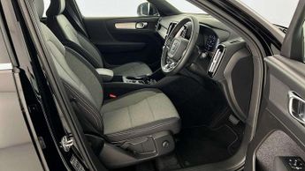 Volvo XC40 Recharge 1.5 T4 Recharge PHEV Core Bright 5dr Auto