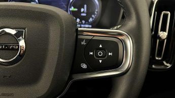 Volvo XC40 Recharge 1.5 T4 Recharge PHEV Core Bright 5dr Auto