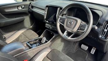 Volvo XC40 Recharge 1.5 T5 Recharge PHEV R DESIGN 5dr Auto