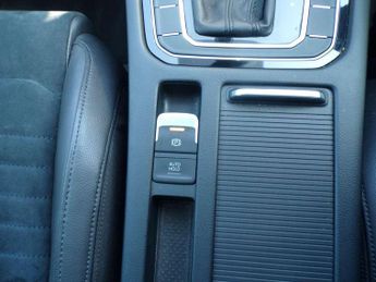 Volkswagen Passat Estate 2.0 TDI SCR 190 GT 5dr DSG