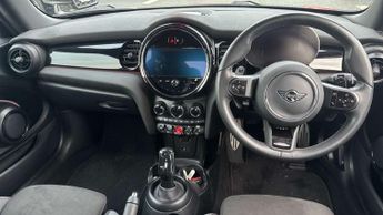 MINI Hatchback 2.0 Cooper S Sport II 3dr Auto [Comfort/Nav Pack]