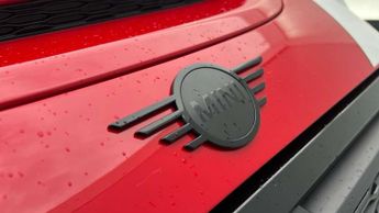 MINI Hatchback 2.0 Cooper S Sport II 3dr Auto [Comfort/Nav Pack]