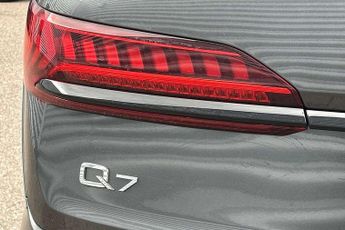 Audi Q7 50 TDI Quattro Black Edition 5dr Tiptronic