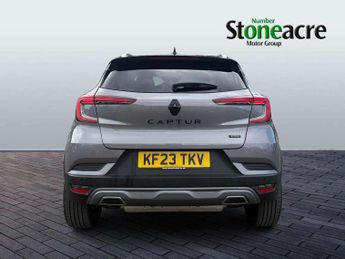 Renault Captur 1.6 E-Tech Plug-in hybrid 160 Engineered 5dr Auto