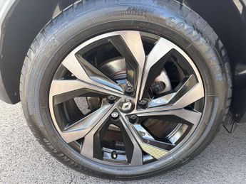 Renault Captur 1.6 E-Tech Plug-in hybrid 160 Engineered 5dr Auto
