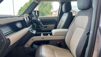 Land Rover Defender 3.0 D250 X-Dynamic HSE 110 5dr Auto