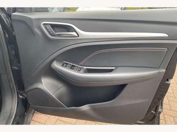 MG ZS 1.5 VTi-TECH Exclusive 5dr