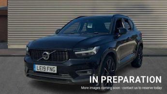 Volvo XC40 2.0 T5 R DESIGN Pro 5dr AWD Geartronic