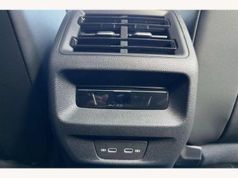 Volkswagen Tiguan 2.0 TDI R-Line 5dr DSG