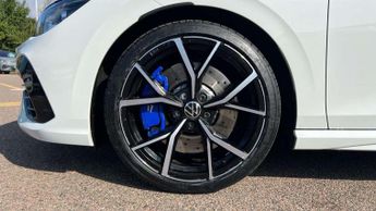 Volkswagen Golf R 2.0 TSI 320 R 4Motion 5dr DSG