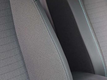 Peugeot 2008 1.2 PureTech 130 Allure Premium+ 5dr