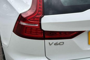 Volvo V60 2.0 B3P Momentum 5dr Auto [7 speed]