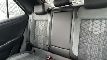 Volkswagen T-Roc 1.5 TSI R-Line 5dr DSG