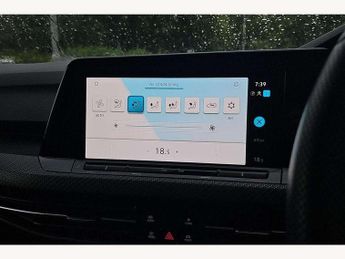 Volkswagen Golf 1.5 eTSI R-Line 5dr DSG